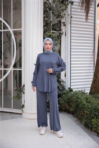 O Yaka Kolları Kurdela Detaylı İkili Tesettür Eşofman Takımı - 71251.006 - İndigo ürün görseli