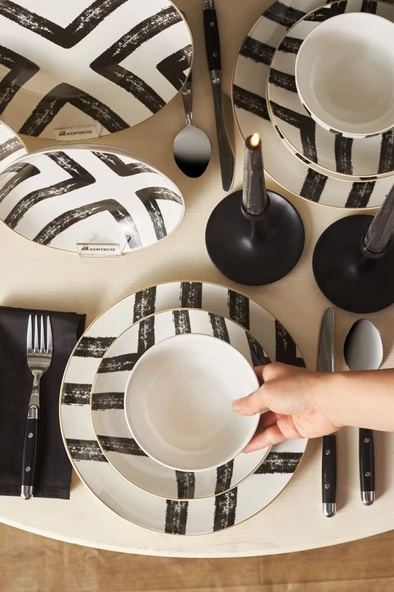 Karaca Black Blush Porselen 24 Parça 6 Kişilik Yemek Takımı - 7