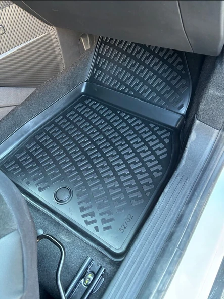 Rizline Renault Duster Eco G & E-Tech Full Hybrit 4x2 2024 Sonrası  3D Havuzlu Paspas Siyah - Resim 4