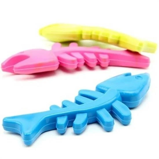 MERGEN STORE Balık Kemiği İskelet Şekilli Renkli Plastik Kedi Oyuncağı