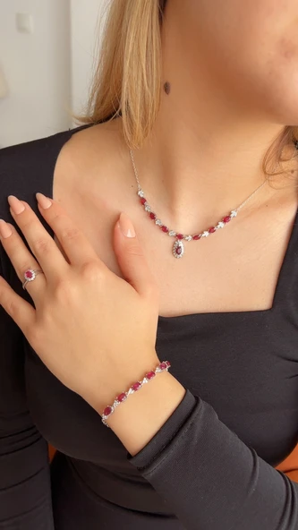 925 ayar gümüş Yakut taşlı set