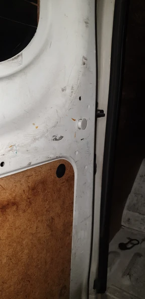 Hsyn Ford Transit Arka Kapı Kontrol Kayışı Açma Düğmesi T3629552 Akdenizpos Yeni