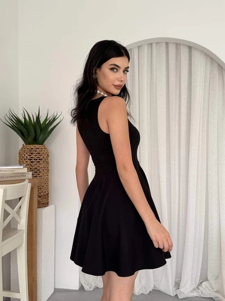 Berl Cep Detaylı Elbise - 3