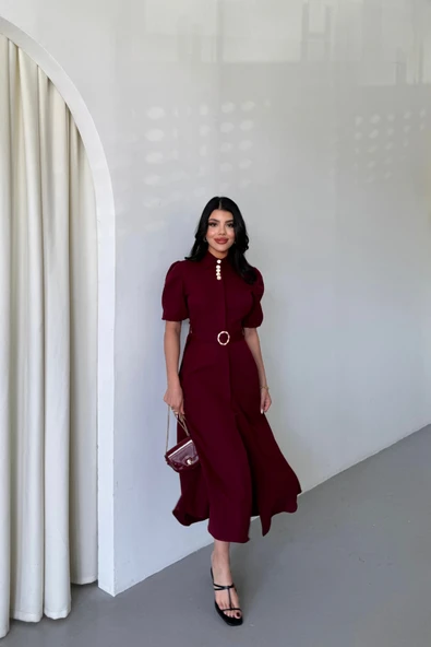 YAKA DÜĞME DETAYLI ELBİSE- Bordo