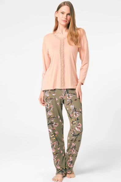 MAN9843 Anıl 9843 Uzun Kol V Yaka Viskon Çiçek Desenli Kışlık Örme Normal Bel Dantel Detaylı Pijama Takımı - 2