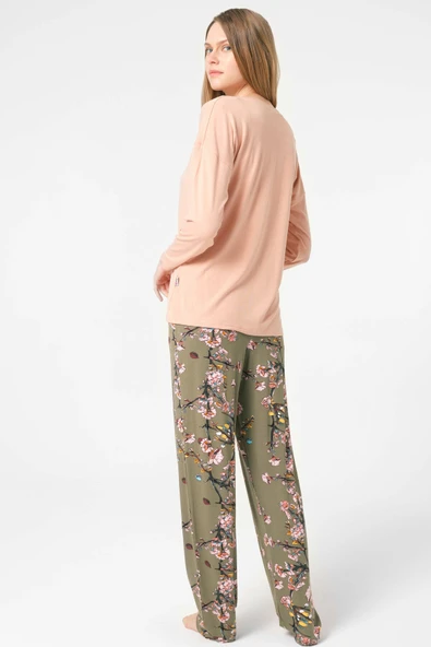 MAN9843 Anıl 9843 Uzun Kol V Yaka Viskon Çiçek Desenli Kışlık Örme Normal Bel Dantel Detaylı Pijama Takımı - 3