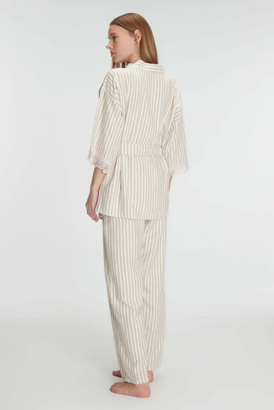 MAN11215 Anıl Kadın 3’lü Sabahlık, Atlet ve Pantolon Takımı Dantel Detaylı, Gecelik Set 11215 - Resim 3