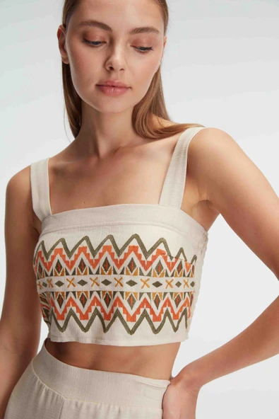 MAN9822 Kalın Askılı Oyuk U Yaka Kadın Geometrik Yazlık Uzun Nakış Detaylı Pijama Takımı Anıl 9822 ürün görseli