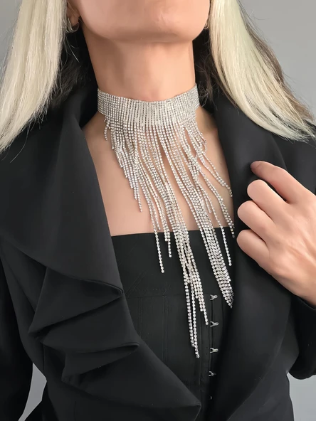 Kristal Taşlı Saçaklı Püskül Model Silver Renk Abiye Choker Tasma Kolye ürün görseli
