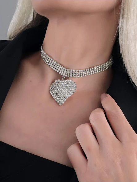 Sallantılı Kalp Model Rhinestone Choker Tasma Model Gümüş Renk Kolye - 1