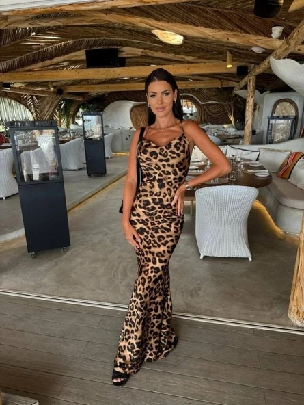 Kadın Saten Kumaş Leopar Desenli Uzun Askılı Elbise