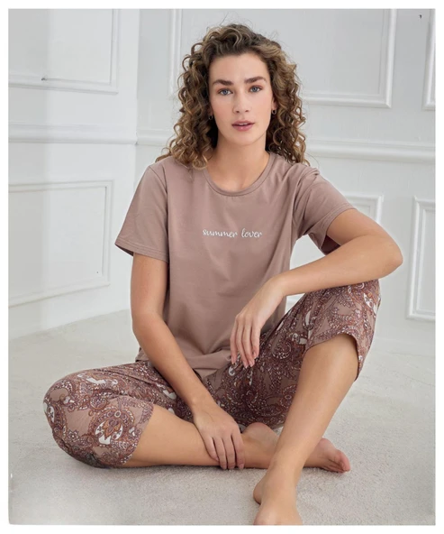 Mihra Kadın Bisiklet Yaka COMPACT PENYE Likralı KAPRİ Kısa Kol Pijama Takımı 90753K - 1 Adet  S - M Kahverengi