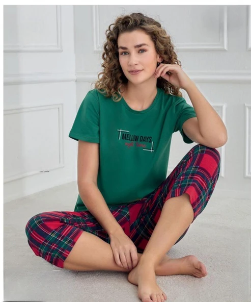 Mihra Kadın Bisiklet Yaka COMPACT PENYE Likralı KAPRİ Kısa Kol Pijama Takımı 90753Y - 1 Adet  L Yeşil