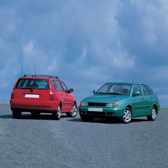 VW Polo Classic 1997-2000 1.6 AEE Külbütör Kapak Contası 030103483K - 2