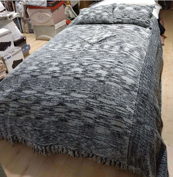 Tavşan Tüyü El Dokuma Yumuşak Dokulu Tek Kişilik Yatak Örtüsü (160x240)-Siyah/ beyaz