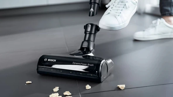 Bosch Unlimited 7 BCS712XXL 18 V Dikey Şarjlı Süpürge Siyah - 6