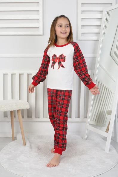 Kız Çocuk Pijama Takımı - 4