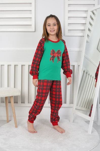 Kız Çocuk Pijama Takımı - 9