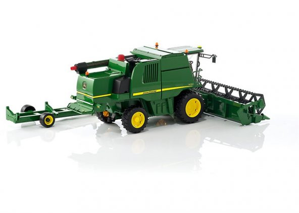 Bruder John Deere T670İ Oyuncak Biçerdöver - 8