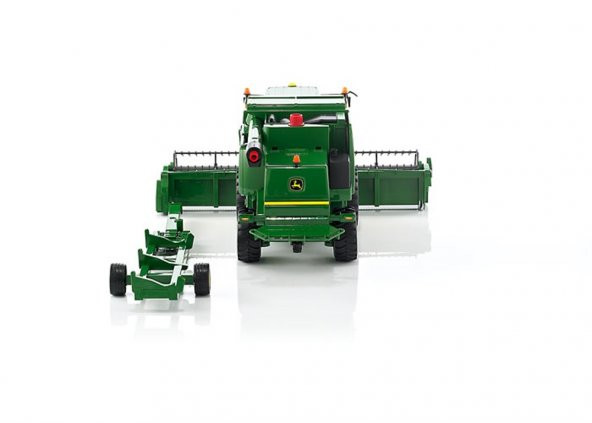 Bruder John Deere T670İ Oyuncak Biçerdöver - 11