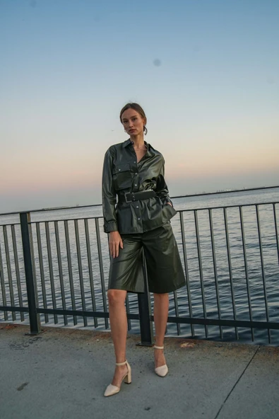 Kadın Suni Deri Bermuda Şort FRN61080 - 5