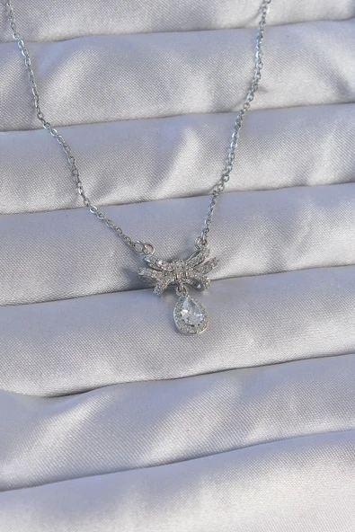 316L Çelik Zincirli Gümüş Renk Zirkon Taşlı Damla Detay Fiyonk Model Kolye - TJ-BKO8897 ürün görseli 1