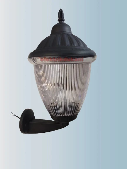 ZERPA Prizma Duvar Aplik Armatür Siyah E-27