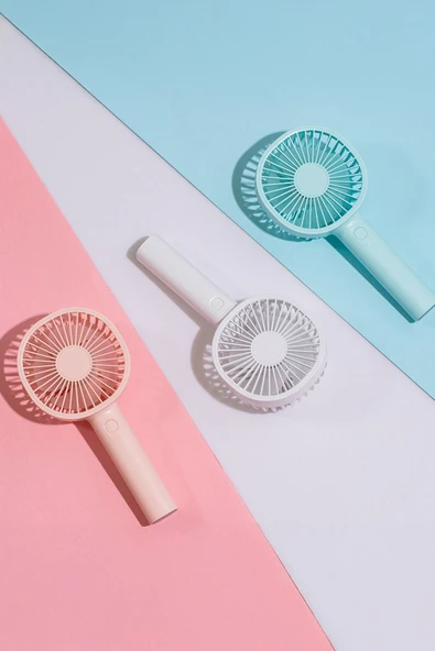 Voxify Mini Fan Masaüstü Taşınabilir Stantlı Vantilatör 2si 1 Arada Taşınabilir Masaüstü Fan Süper Sessiz
