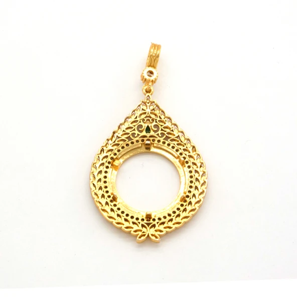 Yarım Altın Çerçeveli Kolye Ucu Altın Kaplama İşlemeli TGR-623 - 2