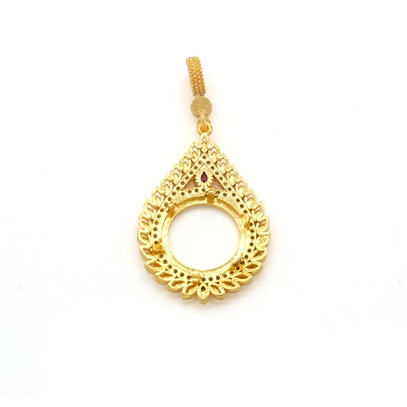 Yarım Altın Çerçeveli Kolye Ucu Altın Kaplama İşlemeli TGR-646 - 2