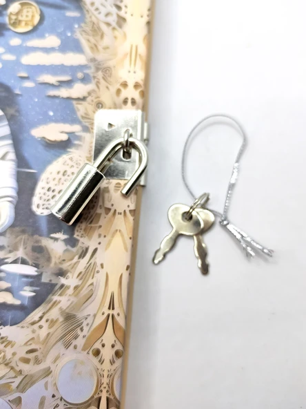 3D Görünümlü Hatıra Defteri (Günlük) Kilitli Defter 80 yaprak - Turuncu Astronot - Resim 3