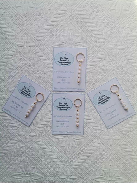 24 Adet Kişiye Özel İlk Dişim Çıktı,Diş Mevlidi, Diş Buğdayı Dağıtmalık Beyaz Anahtarlık Hediyelik ürün görseli