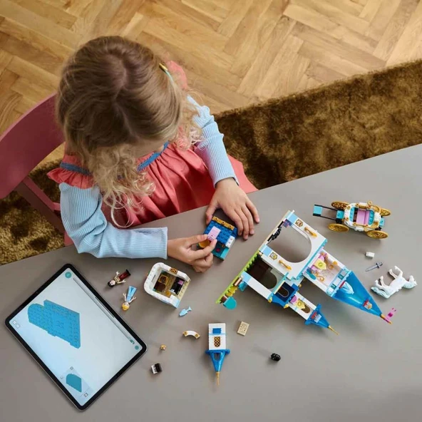 LEGO Disney Princess Sindirella’nın Şatosu ve At Arabası 43275 - 6