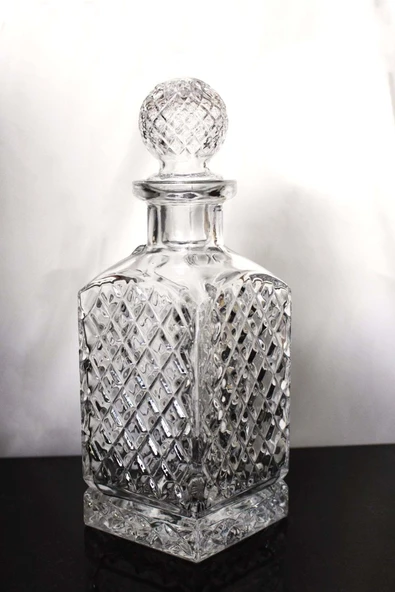 Jenisa El Yapımı Kafes Kare Karaf Cam Viski Ve Meşrubat Şişesi 2 Adet Bardak - 2