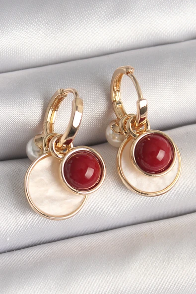 Pirinç Gold Renk Sallantı Beyaz Mineli Bordo Detay Kadın Küpe - TJ-BKP10362