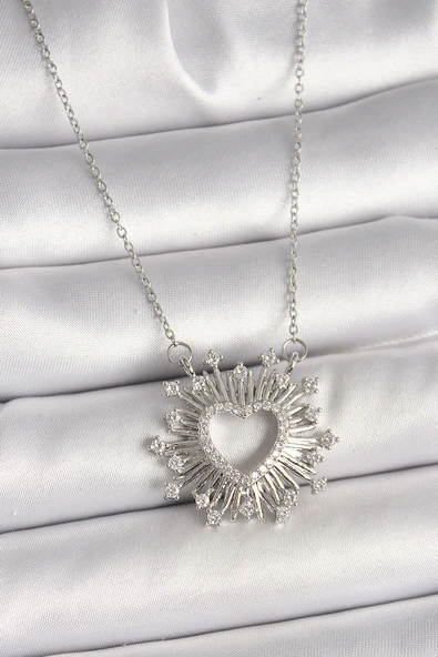 Gümüş Renk Zirkon Taşlı Kalp Model Kadın Kolye - EBJ250412W32542 ürün görseli