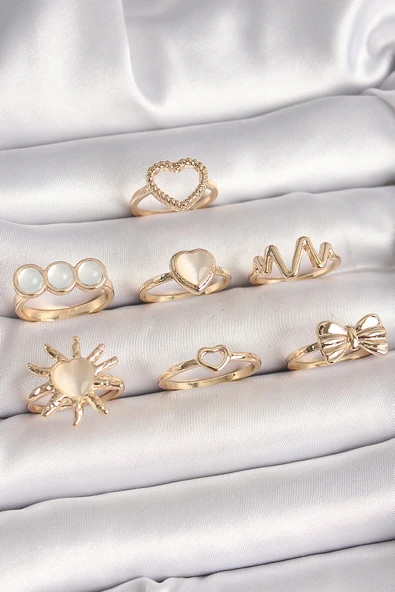 Pirinç Gold Renk Beyaz Mineli Kalp Model Kurdele Detay Kadın Küpe Seti - EBJ250412W32496