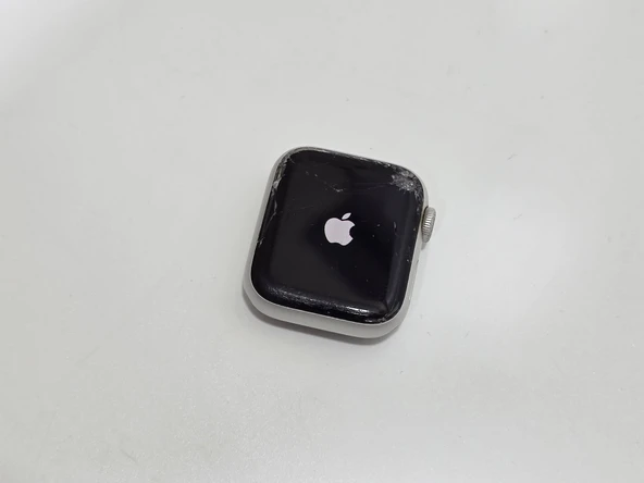 Apple Watch 4.Nesil Akıllı Kol Saati A1977 (Ekran Kilitli) W013 - 5
