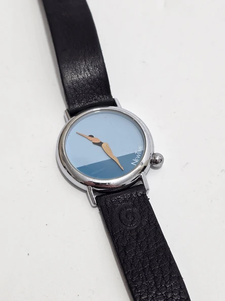 Newtime Yüzücü Temalı 34mm Deri Kordon Kol Saati 2.El