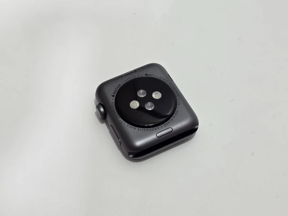 Apple Watch 3.Nesil Akıllı Kol Saati A1859 (Ekran Kilitli) W012 - 2