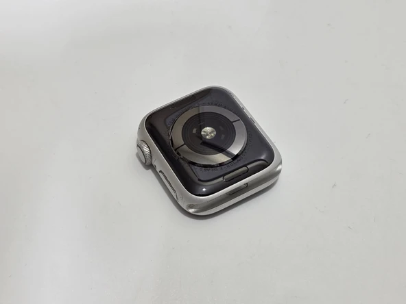Apple Watch 4.Nesil Akıllı Kol Saati A1977 (Ekran Kilitli) W013 - 2