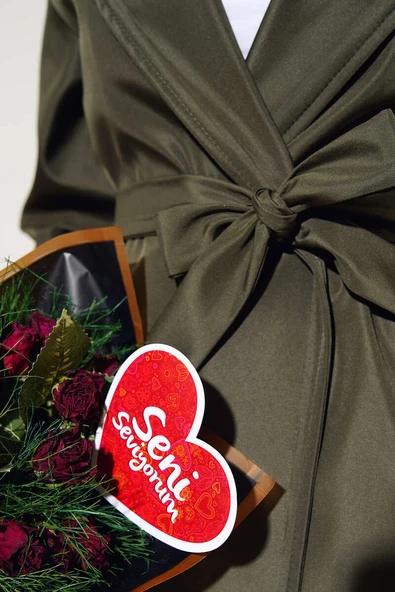 Düğmesiz Model Kuşaklı Trençkot Haki - Resim 4