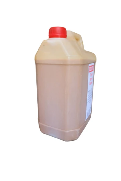 Bitkisel Menşeli Sıvı Çim Gübresi/Doğal Çim Coşturan Gübre 5 kg ürün görseli