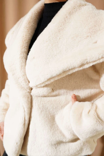 Cepli Basic Kısa Peluş Mont Ekru - 4