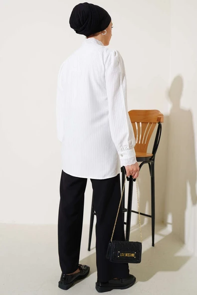 Yaka Brodeli Çizgili Gömlek Beyaz - Resim 3