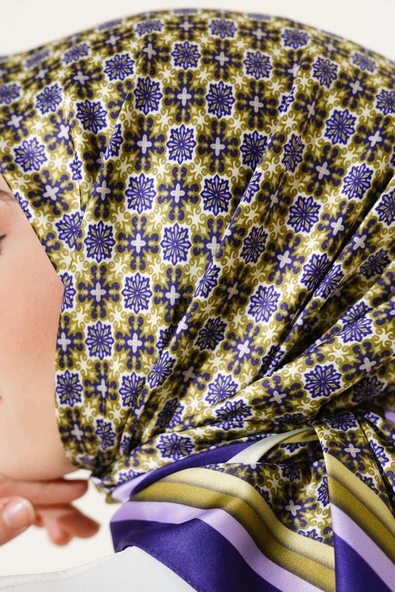 Lotus Çiçeği Desen Saten Eşarp Mor - 4