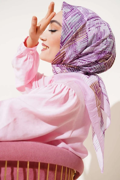 Asimetrik Çizgili Bambu Eşarp Pembe