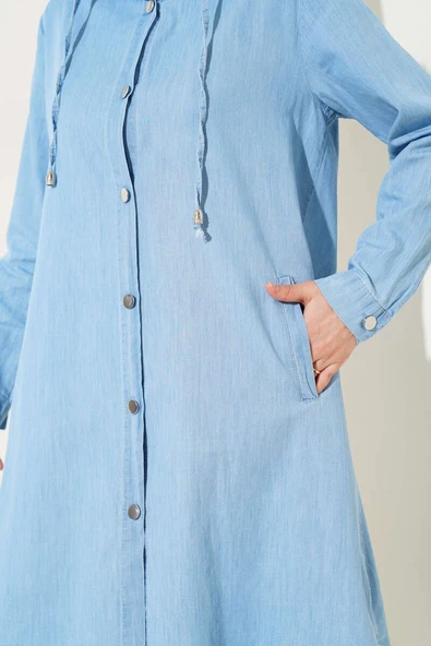 Metal Düğmeli Kapüşonlu Kot Kap Buz Mavisi - Resim 4