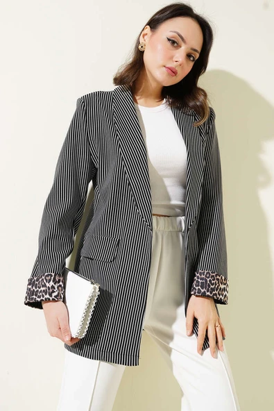 Manşet Detaylı Çizgili Blazer Ceket Siyah - 1