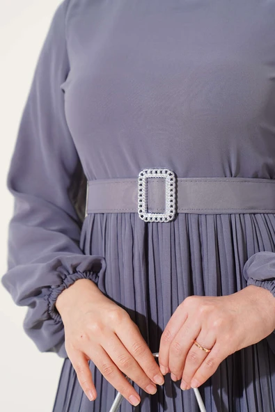 Piliseli Fırfırlı Kuşaklı Şifon Elbise Gri - Resim 4